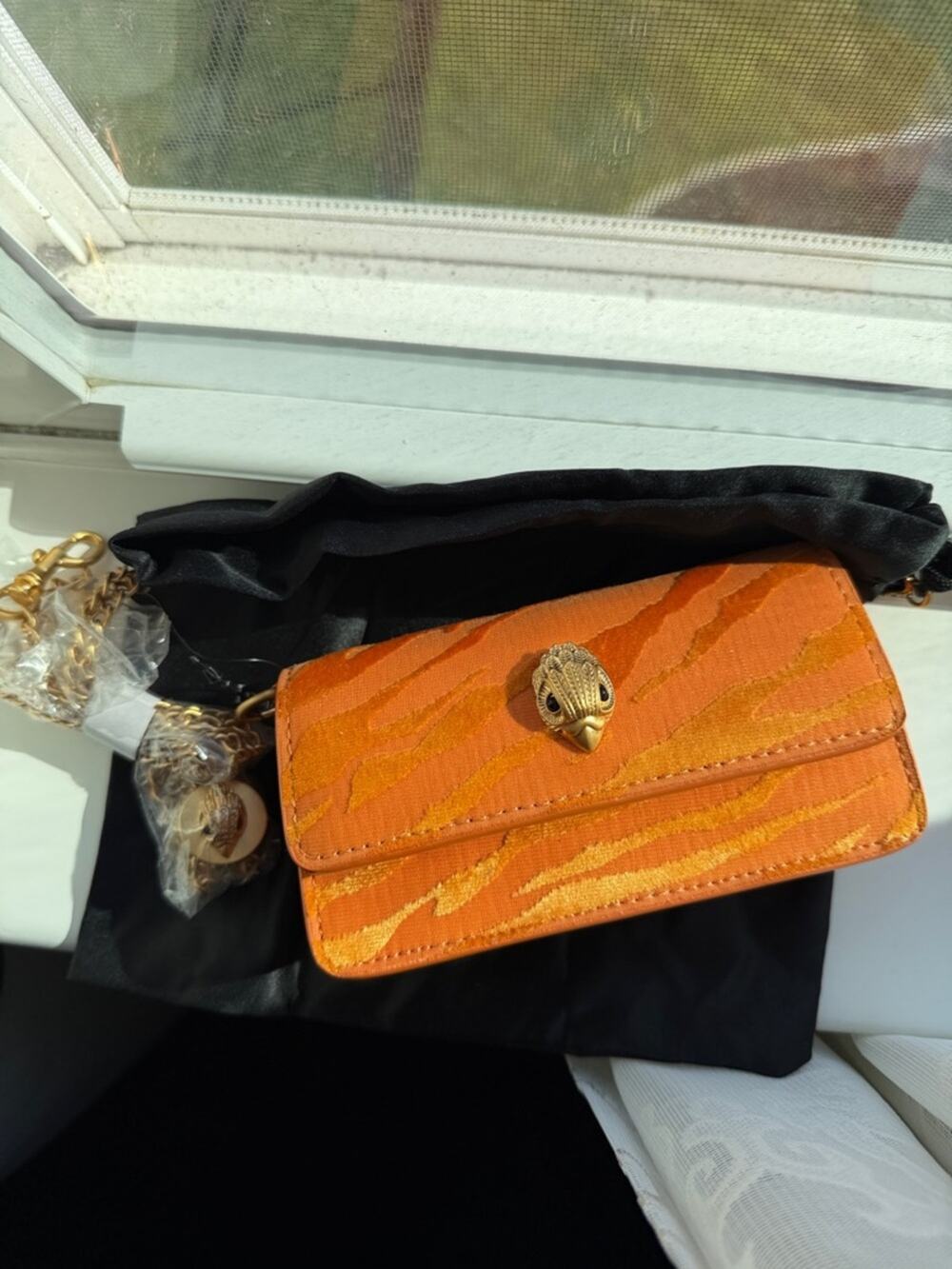 KURT GEIGER Gold-Tone Zebra Velvet Crossbody Bag - NWT- Sliding chain Host pick🩷